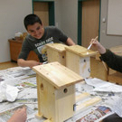 Artenvielfalt Projekt INSEKTENHOTEL C Mittelschule beim Werken April 2019 _2_.JPG