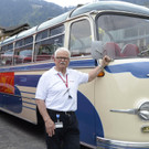 Werner Maier ist aus Ulm mit dem Setra Omnibus angereist_ bekannt durch die Fischerch__re hat dieses Vehikel schon __ber ein.jpg