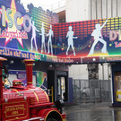 Disco Labyrinth __ Prater Aktiv.jpg