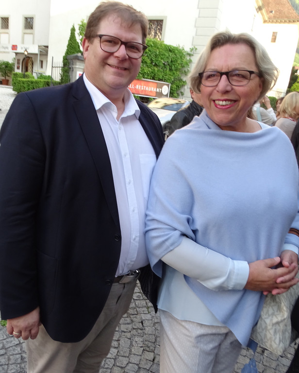 E 5h Ga__chter Arno_Esther.jpg