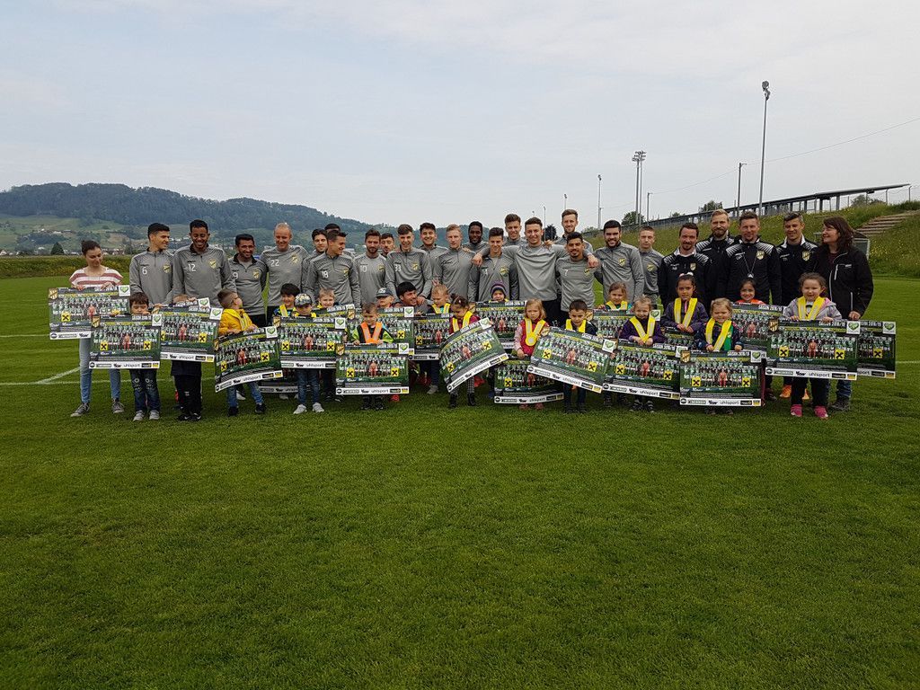 Kindergarten-Gruppenfoto.jpg