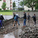 Betonbecken Schulhof - Vorbereitung des Beckens _3_.JPG