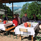 DSC_0017 Gruppe beim Fr__hst__ck.jpg