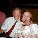 Fesche Dirndl wurden zur Schau gestellt.JPG