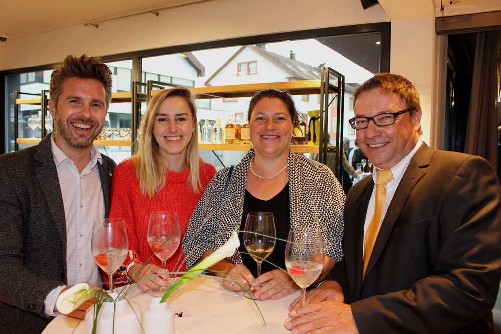Platzhirsch LIVING HOME Er__ffnung D G__ste 06-06-2019 _27_.JPG