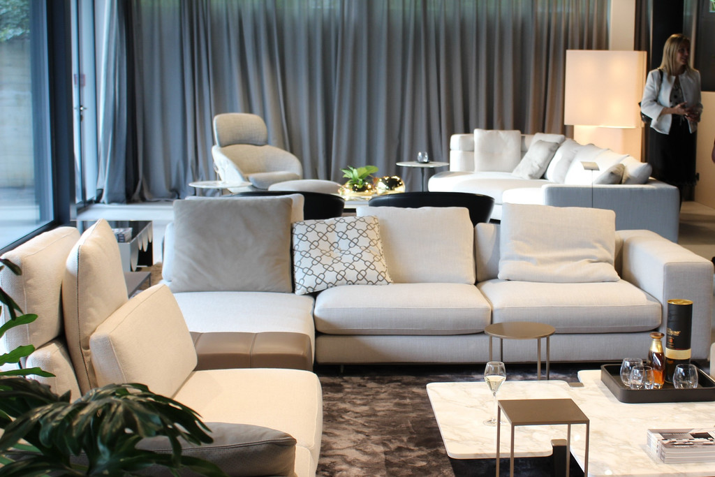 Platzhirsch LIVING HOME Er__ffnung G Ansichten 06-06-2019 _2_.JPG