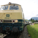 Zug gegen Wohnmobil