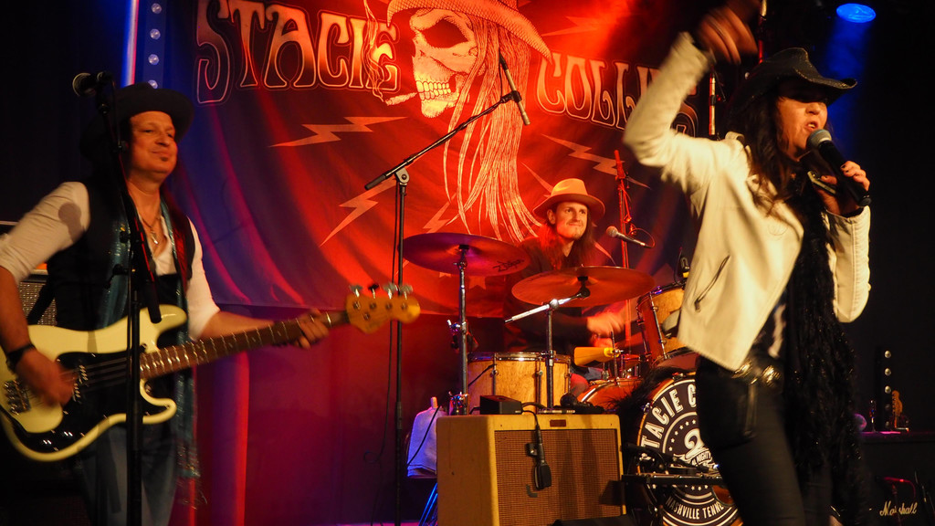 Stacie Collins _5_.JPG