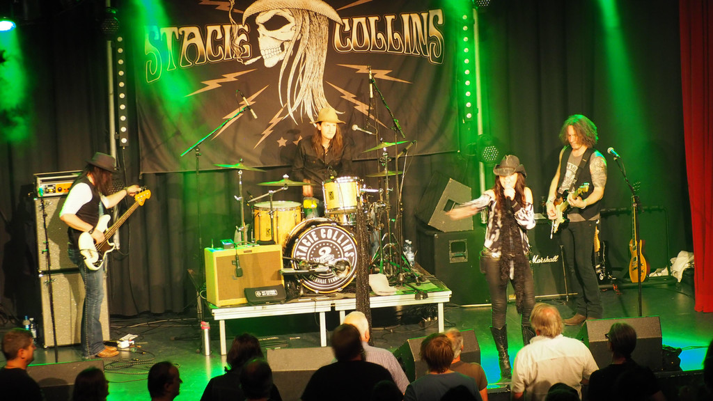 Stacie Collins _12_.JPG