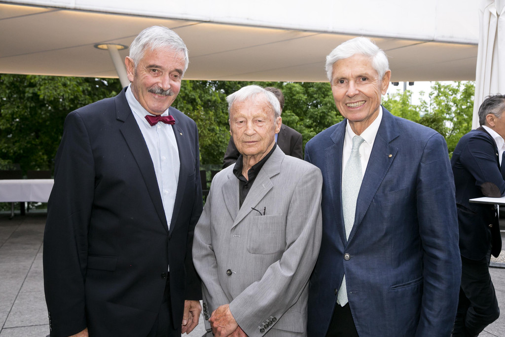 2-Rotary-Club-Bregenz-langjaehrige-Mitglieder - Kopie.jpg