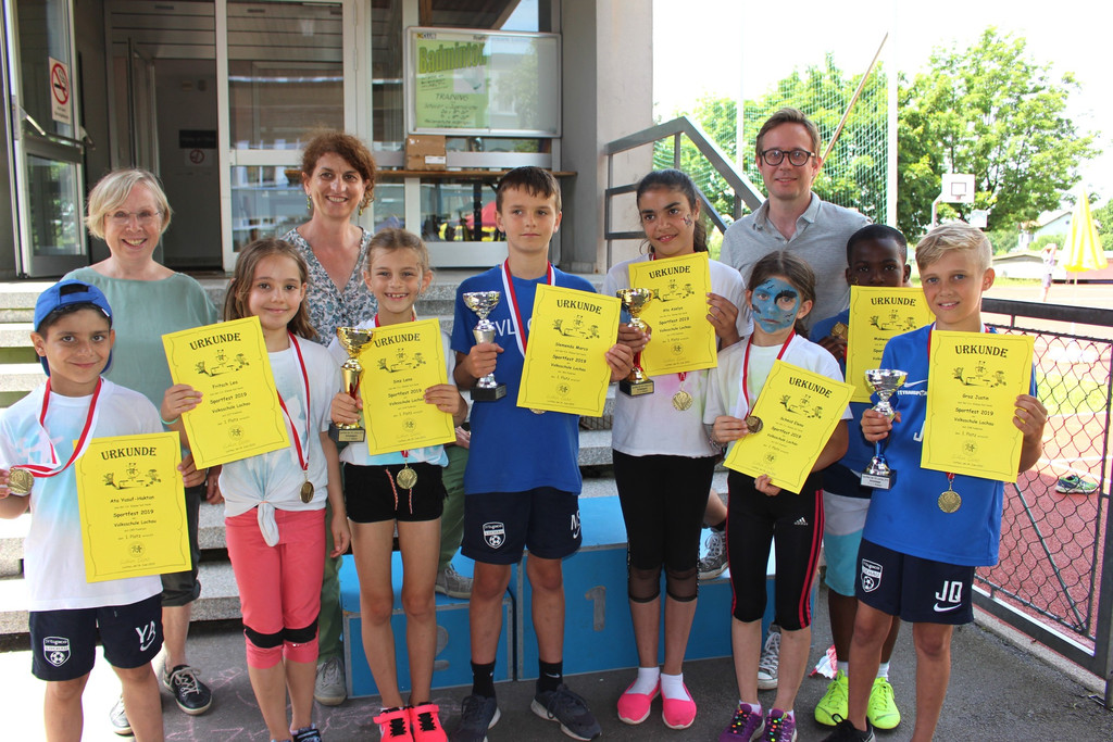 Volksschule SPORTFEST A Schulsieger 14-06-2019 _1_.JPG