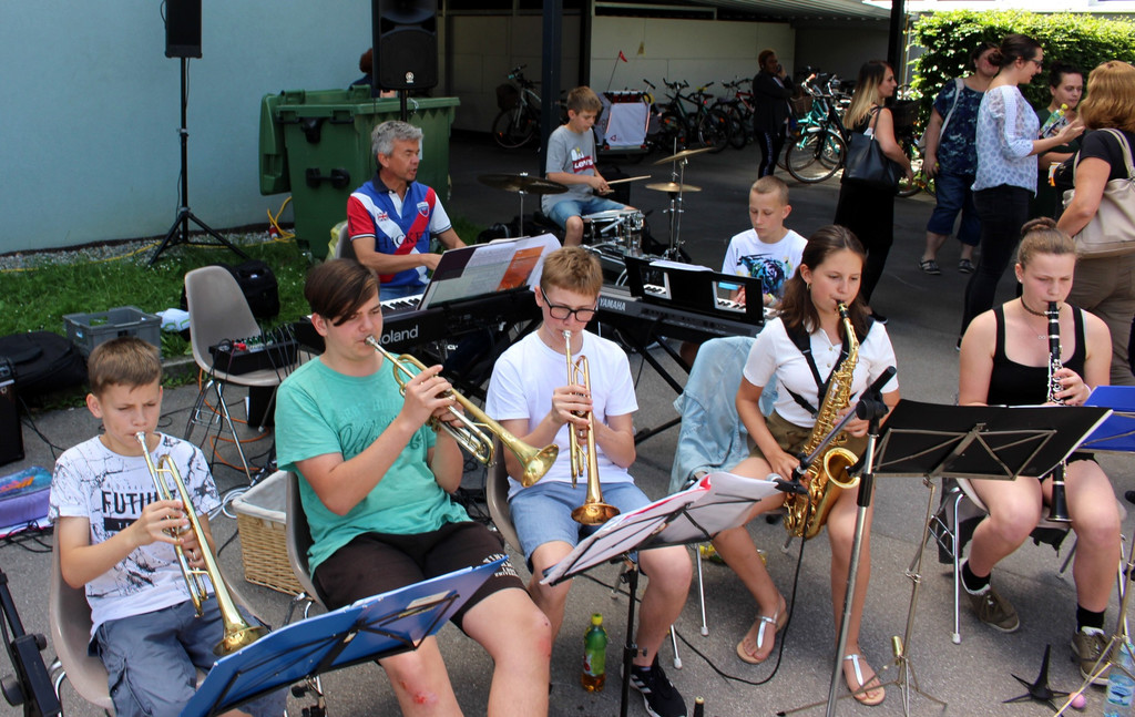 Volksschule SPORTFEST F Musikcombo 14-06-2019 _3_.JPG
