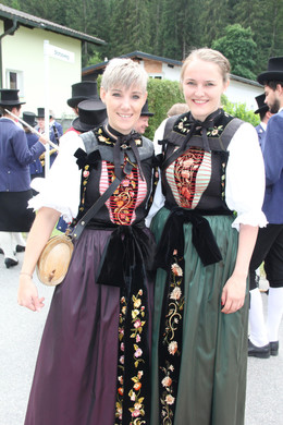Daniela Borger und Katharina Lor__nser.JPG