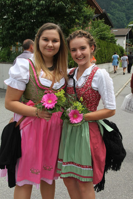 Madeleine Stroppa und Laura Nessler.JPG