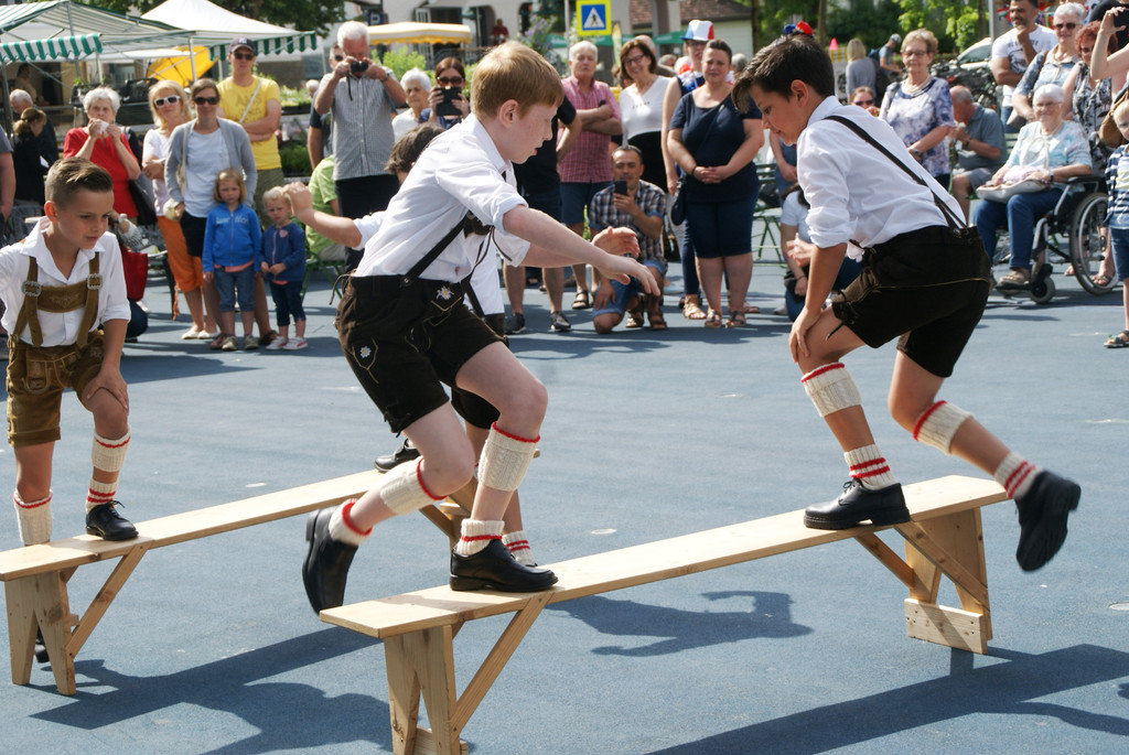 Z__nftig in Lederhosen.JPG