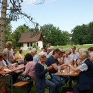 Nach der Messe wurde gefeiert.JPG