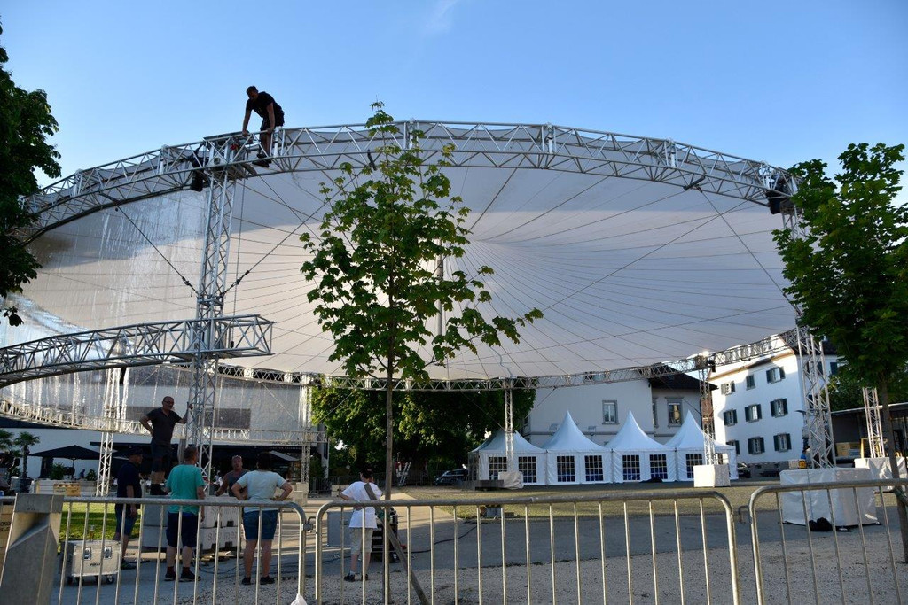 04_aufbau_buehne marktplatz___ Marktgemeinde Rankweil _8_.jpg