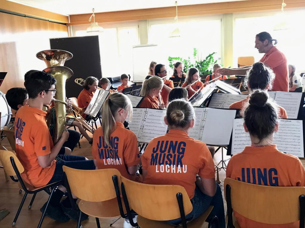 Musikverein JUNGMUSIK LOCHAU im Jesuheim 2019 _9_.jpg