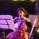 IMG_gMJvuZfz Juan Camillo spielt zur Eroeffnung.JPG
