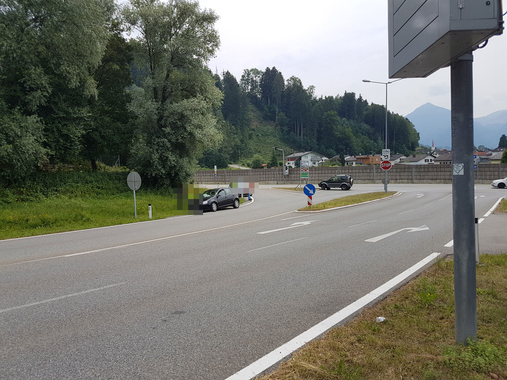 Verkehrsunfall in Schwarzach I.jpg