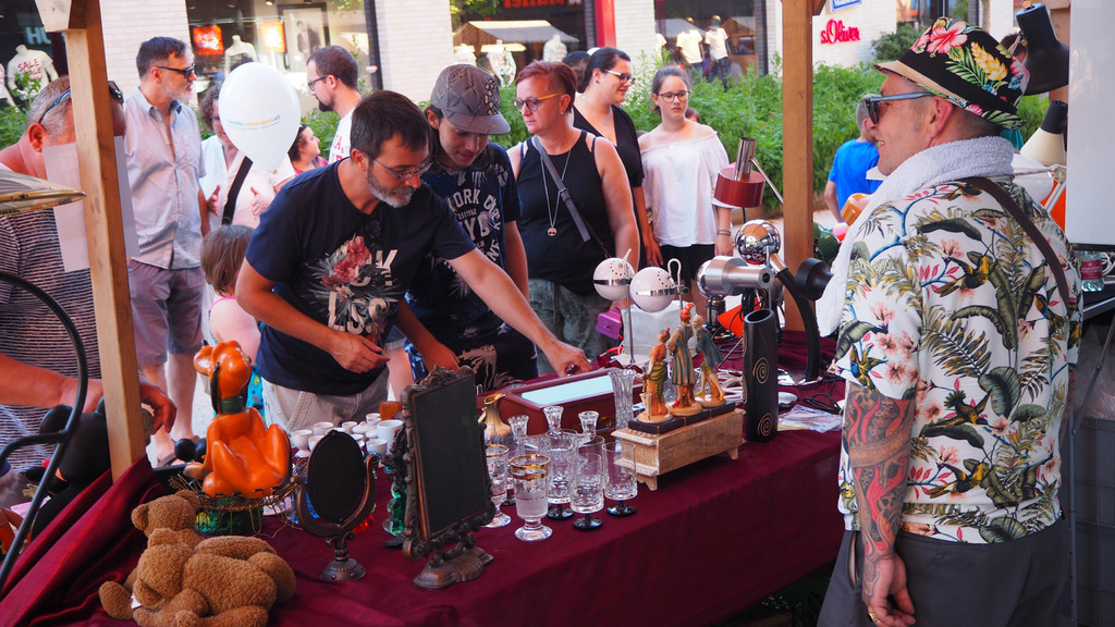 Nachtflohmarkt _12_.JPG