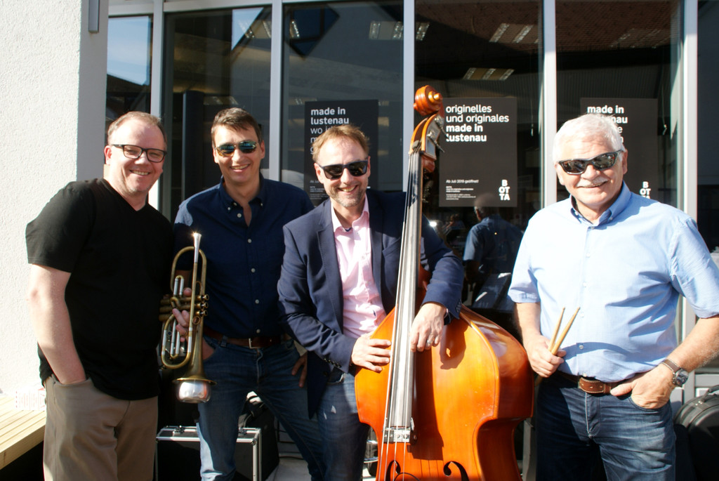 Round about Jazz.JPG