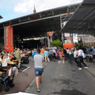 Tolles Fest mit Einheimischen, Finnen und Armeniern