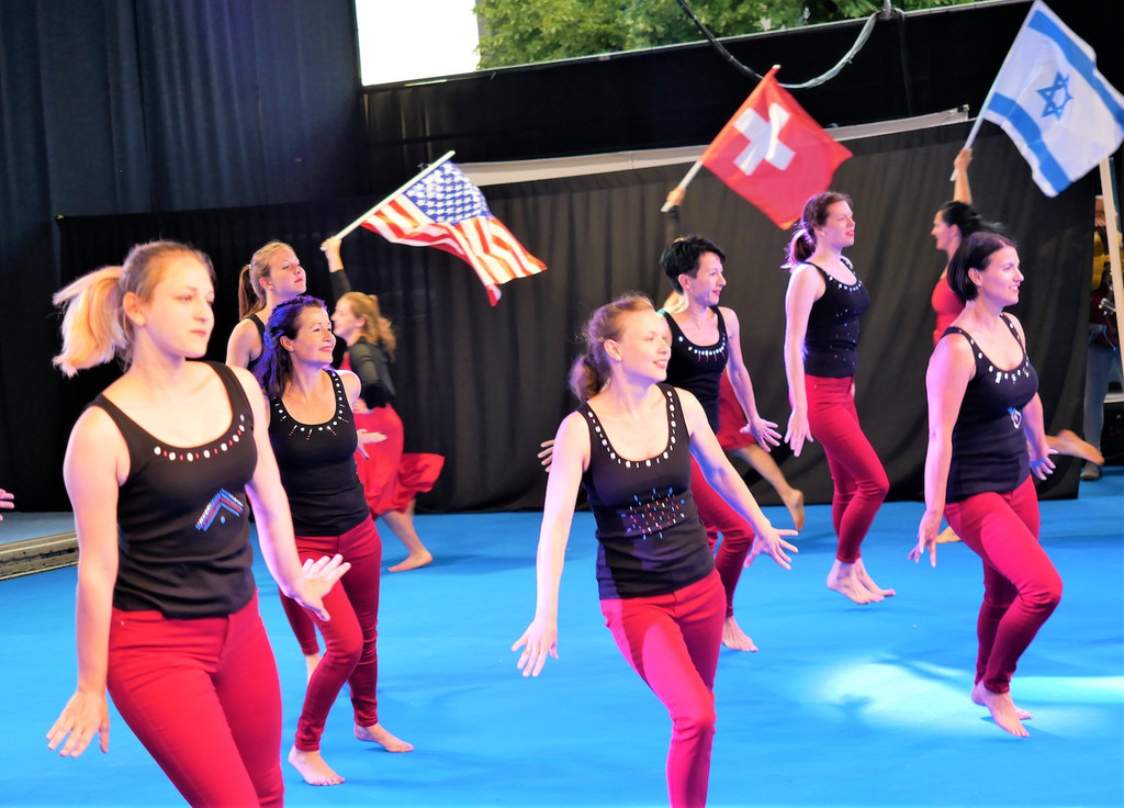 Turnen1c DanceMotion.jpg