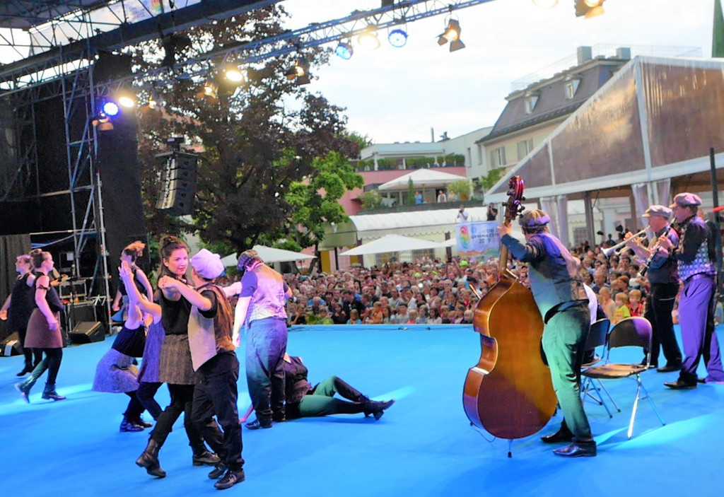 Turnen3c Tanzhaus_Band.jpg