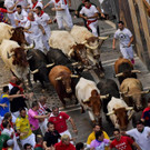 APTOPIX_Spain_Running_of_the_Bulls_90909.jpg