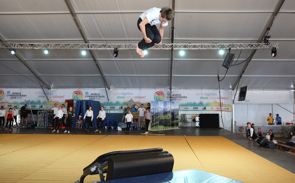 1500-GymnaeWolfurt-Teamturner TS wolfurt.jpg