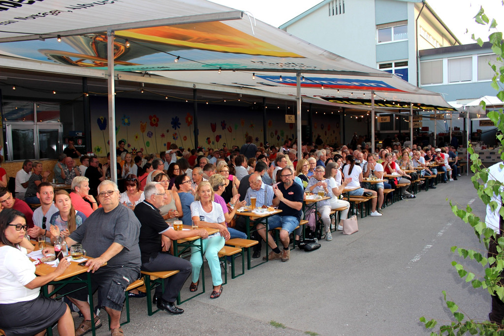 Milit__rmusik SOMMERKONZERT D Besucher gesamt 18-07-2019 _2_.JPG