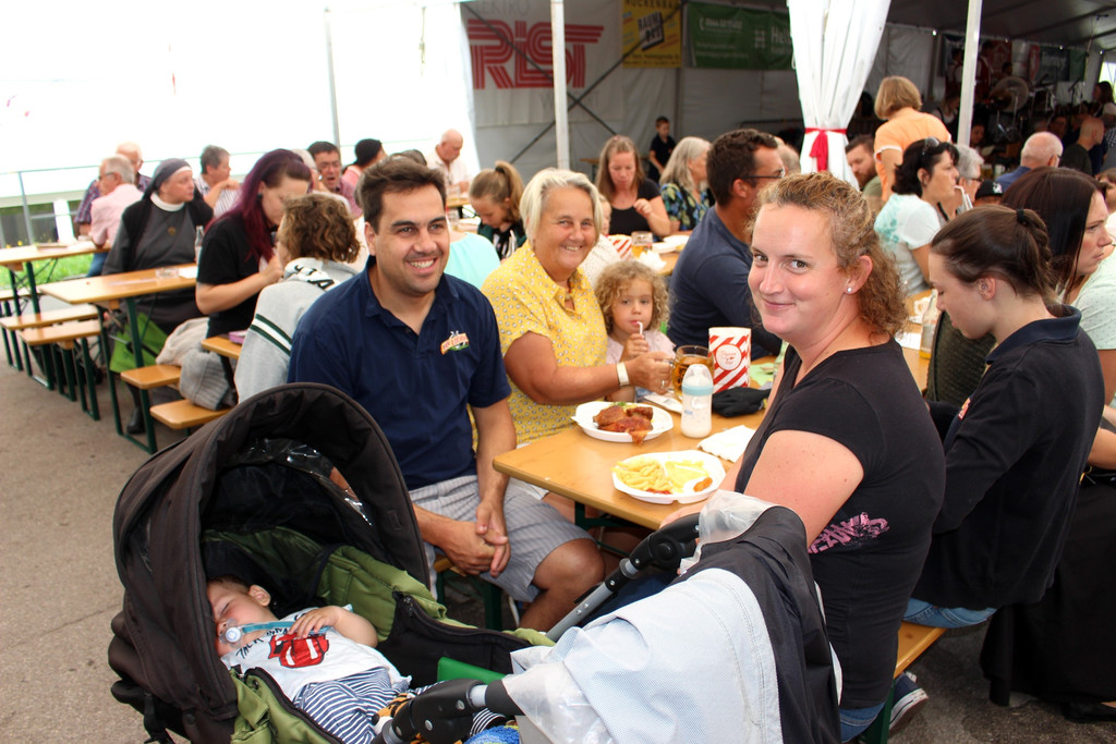 Musikverein DORFFEST B BESUCHER 21-07-2019 _13_.JPG