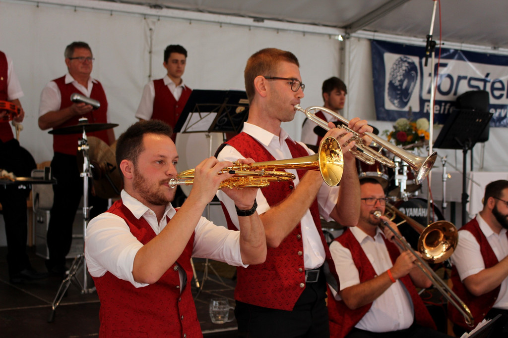 Musikverein DORFFEST C GASTMUSIK Pergkirchen 21-07-2019 _16_.JPG