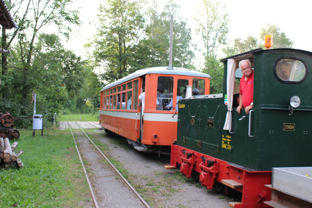 K_30_amtlich Foto ROTH sieht ROT 8.JPG