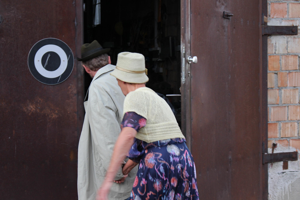 K_30_amtlich Foto ROTH sieht ROT 11.JPG