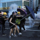 Zusammenstöße mit Polizei bei Protesten in Hongkong