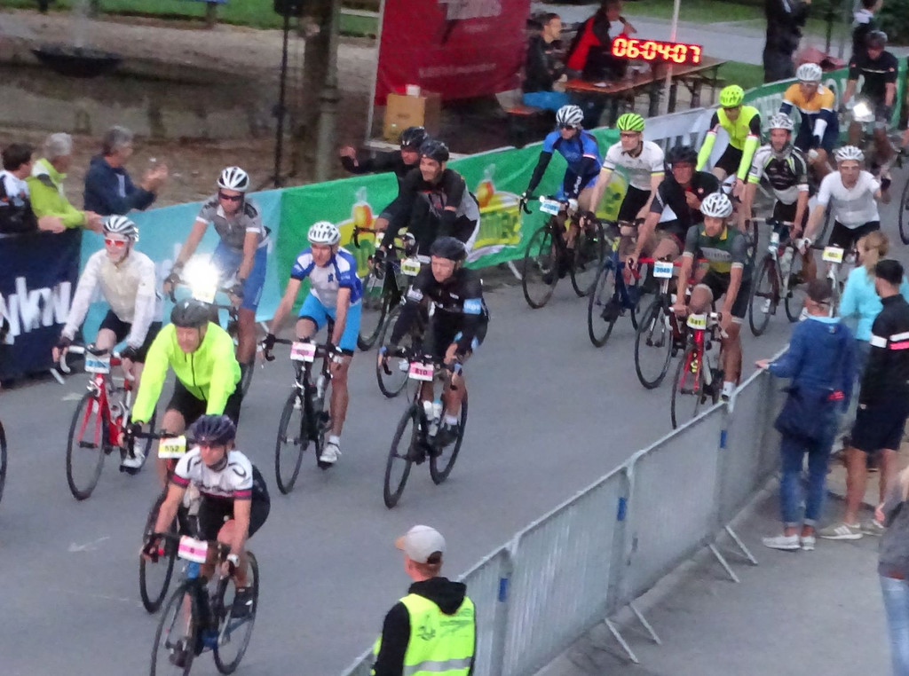 Start1m.jpg