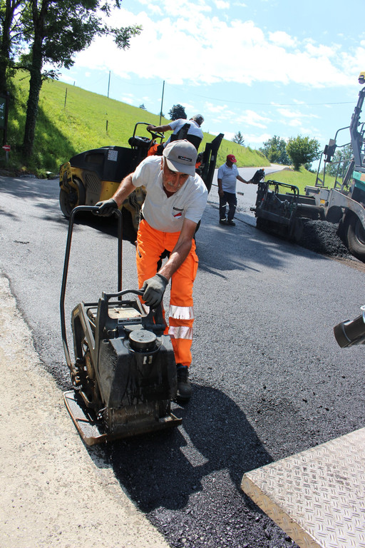 Pf__nderstra__e Asphaltierung ABSCHNITTE 30-07-2019 _9_.JPG