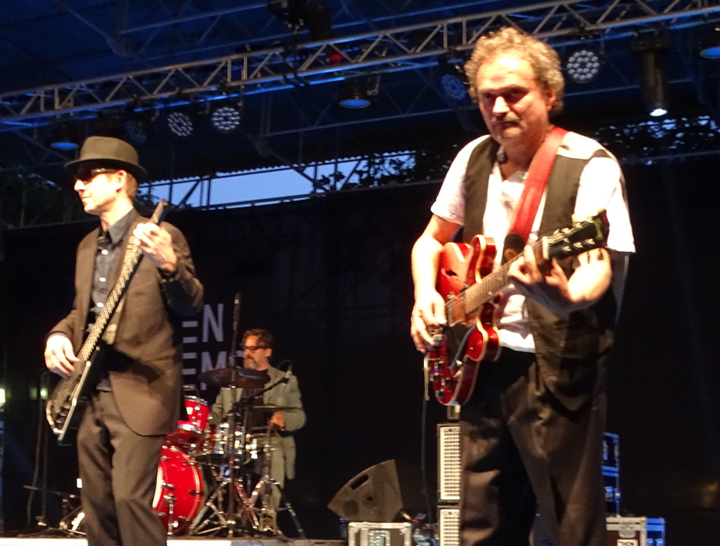 Blues Band 1a.jpg