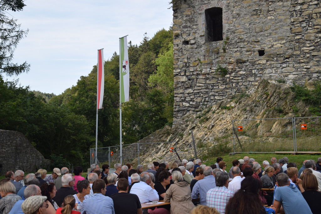 700 Jahre Runie Neu - Montfort _10_.JPG
