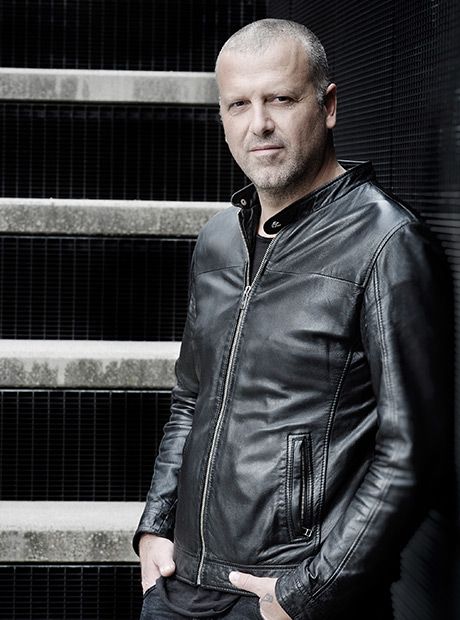 ueber_bernhard_aichner.jpg