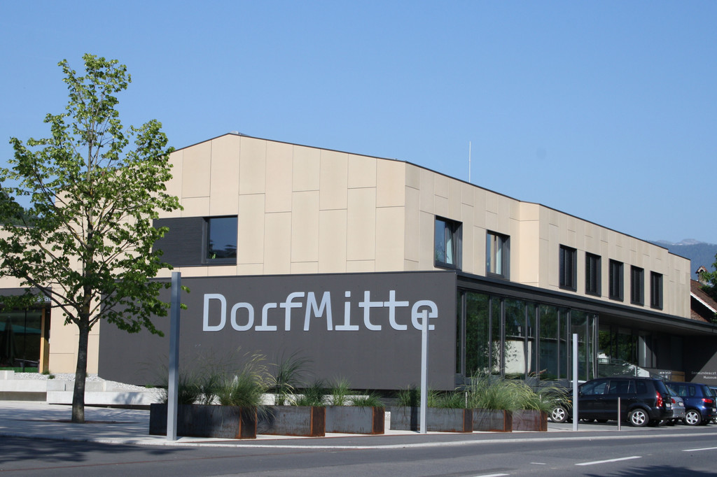 14 DorfMitte2010.JPG