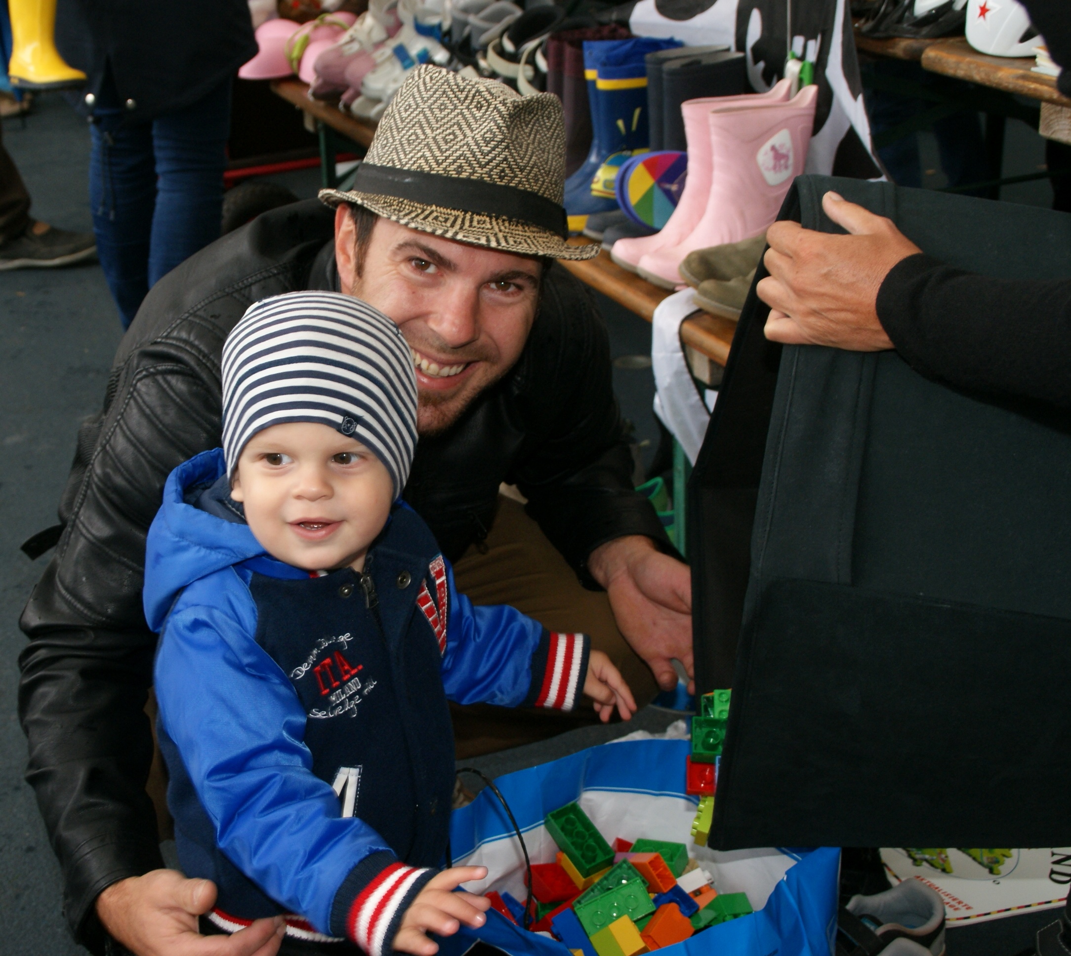 Martin und Elias_18Mte_.JPG