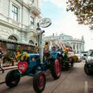 Wiener_Wiesn_Traktorfahrt_c_MichaelChuop_36.jpg