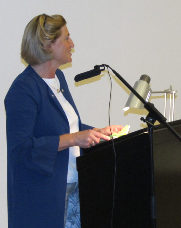 Pflege2a Angela.jpg
