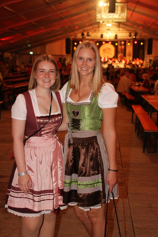 Trachtenparty _21_.JPG