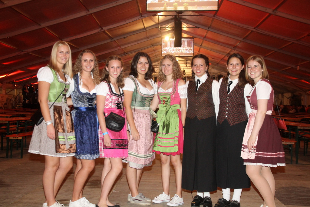 Trachtenparty _26_.JPG