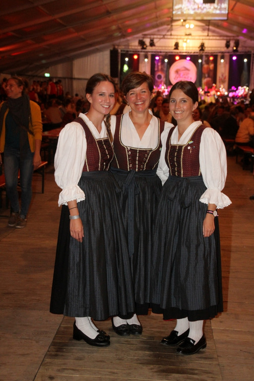 Trachtenparty _45_.JPG