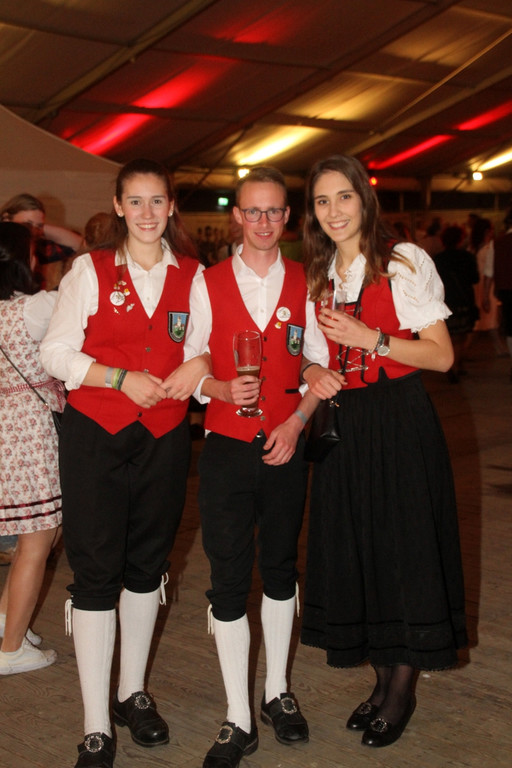 Trachtenparty _77_.JPG